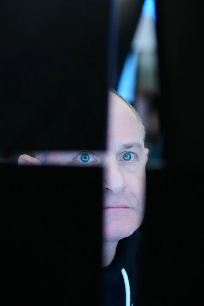 Top Vertical Photos by AP Photojournalists Worldwide