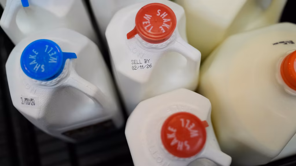 Canada Warns of ‘Milk Scam’ Text Message Fraud