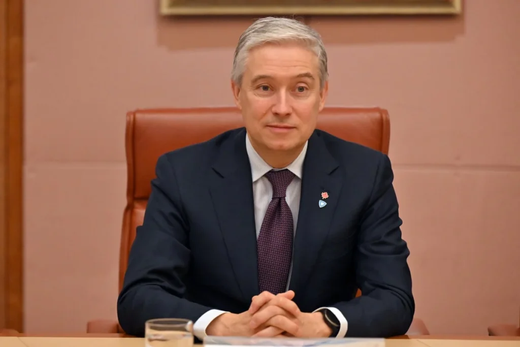 Canada’s Finance Minister Champagne Visits China for Trade