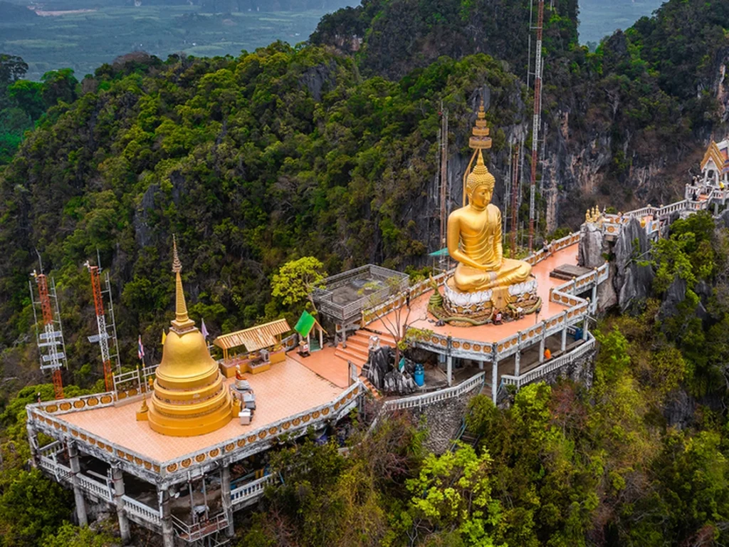 Canadian Man Dies During Tiger Cave Temple Climb