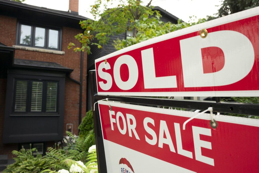 Timing Canada’s Real Estate Market Bottom Is Hard