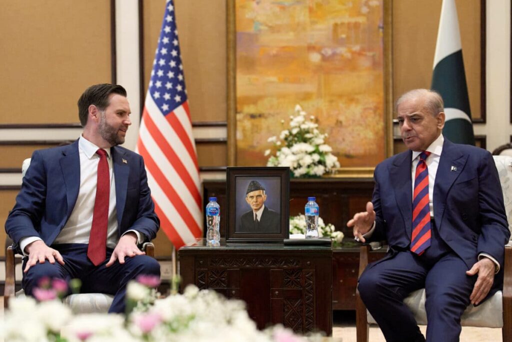 US-Iran Talks Face Second Round Amid Blockade