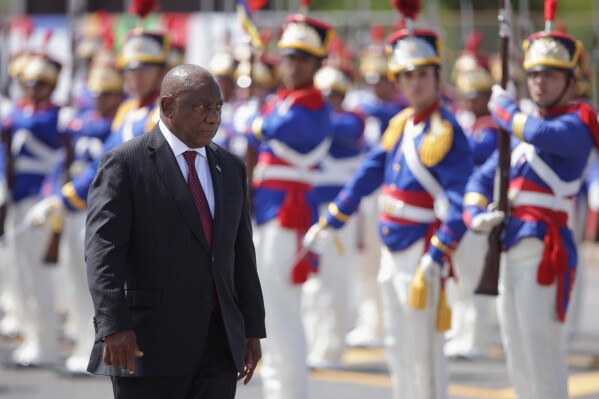 South Africa Forms Impeachment Panel After Scandal