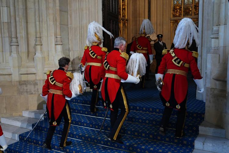 UK Rivals Prepare Bids to Oust Prime Minister