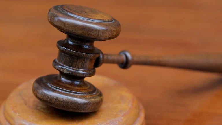 US charges 30 people with roles in global insider trading scheme